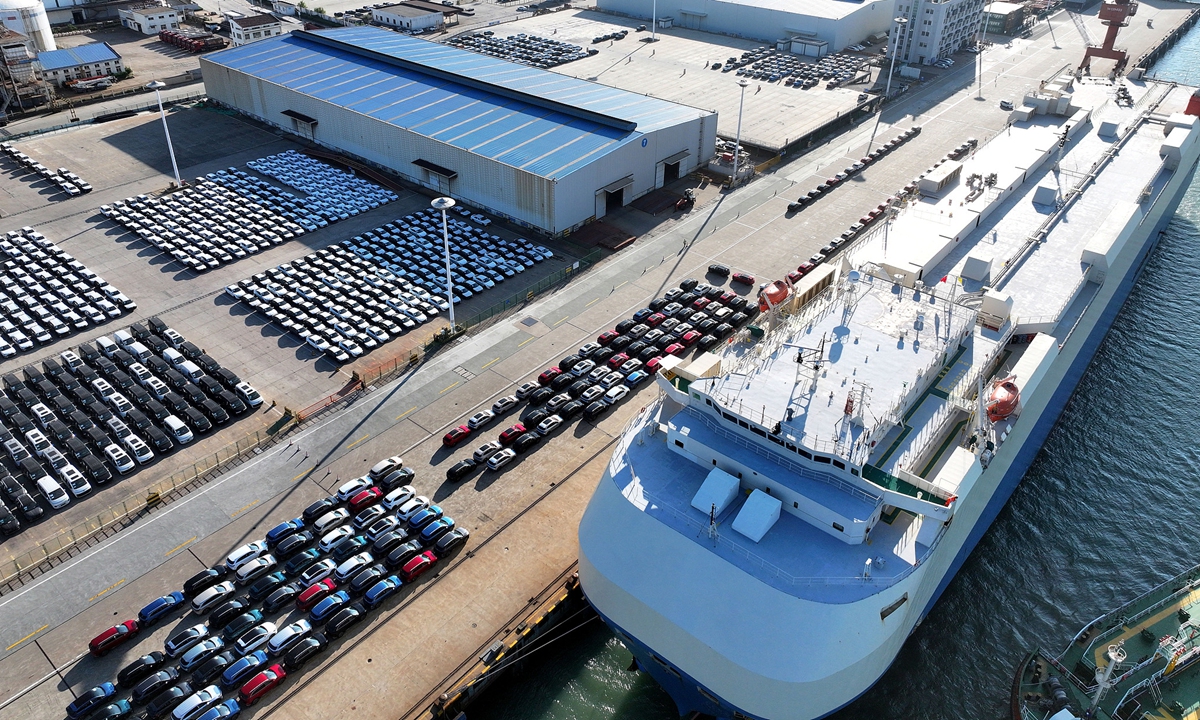 Chinese-branded vehicles wait to be loaded onto a vessel bound for Australia at a port in Lianyungang, East China's Jiangsu Province, on September 4, 2026. China's auto exports hit 1.04 million units in July 2026, up 81.3 percent year-on-year, with monthly exports topping 1 million for two straight months and new energy vehicles making up over half of exports for two consecutive months, data show. Photo: VCG