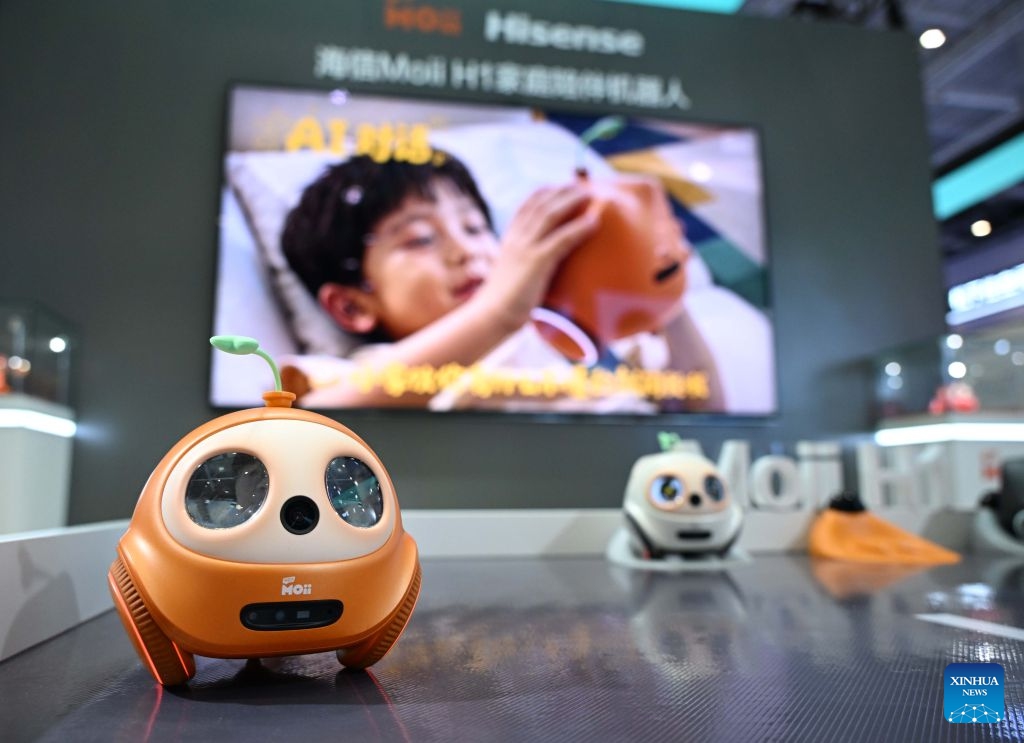 A small home companion robot is pictured at the 2026 China International Consumer Electronics Exposition (CICE) in Qingdao, east China's Shandong Province, Sept. 4, 2026.