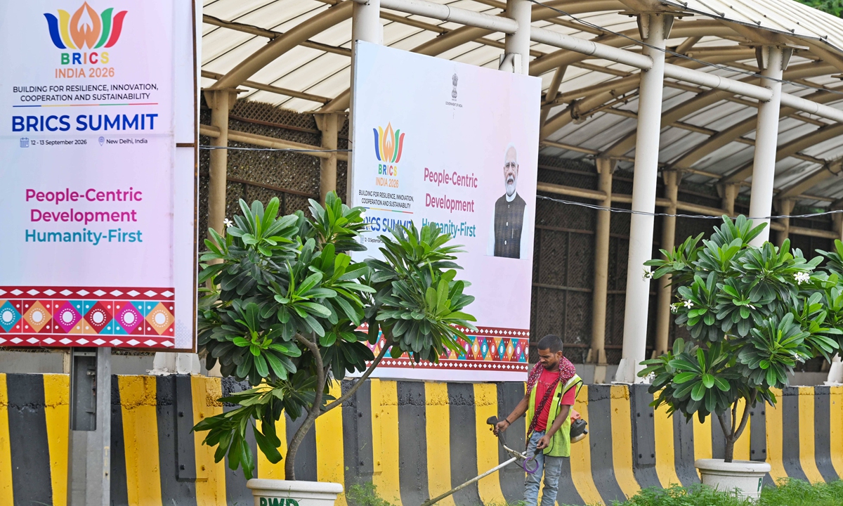 A worker carries out beautification work near Bharat Mandapam ahead of the upcoming BRICS Summit on September 6, 2026 in New Delhi. Photo: VCG