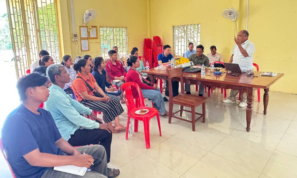 A lecture is held by the rice-shrimp farming project in Cambodia's Kampong Thom province on August 15, 2026. Photo: Courtesy of Zhang Dongdong
