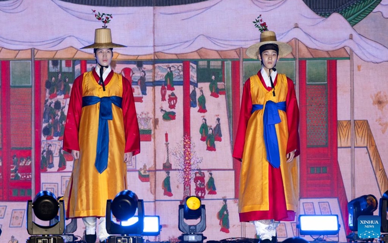 Models present traditional costumes during the 2026 Jongno Hanbok Festival at the Gwanghwamun Square in Seoul, South Korea, on Sept. 12, 2026. The festival ran from Sept. 11 to 12 in Seoul. (Photo by Lee Yong-ho/Xinhua)