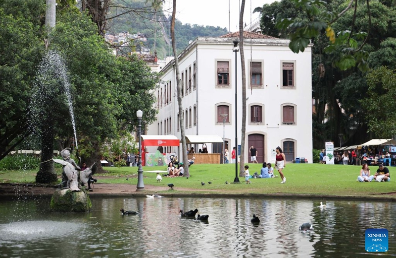 People relax at Catete Palace in Rio de Janeiro, Brazil, Sept. 12, 2026. The Museum of the Republic is housed in Catete Palace in Rio de Janeiro, which served as Brazil's presidential palace from 1897 to 1960. (Xinhua/Jin Haoyuan)