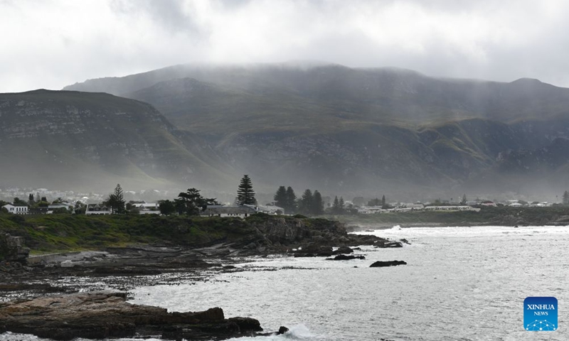 This photo taken on Sept. 11, 2026 shows the coastal scenery at Sievers Point in Hermanus, South Africa. Hermanus is a famous seaside town in South Africa's Western Cape Province, renowned as one of the world's best whale-watching destinations. (Xinhua/Deng Bingxue)