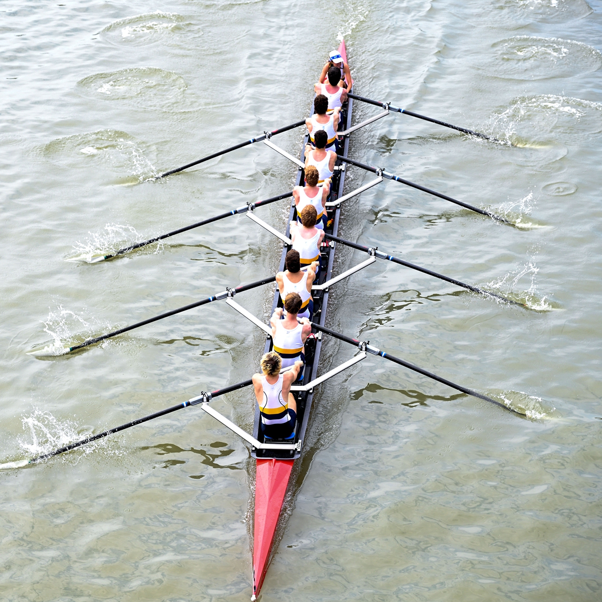 Athletes compete in the men's 1,000 meters race at the 2026 International Universities Rowing Open in Nanjing, East China's Jiangsu Province, on September 13, 2026. A total of 369 athletes from 34 universities from around the world took part in the tournament held from Saturday to Sunday. Photo: VCG