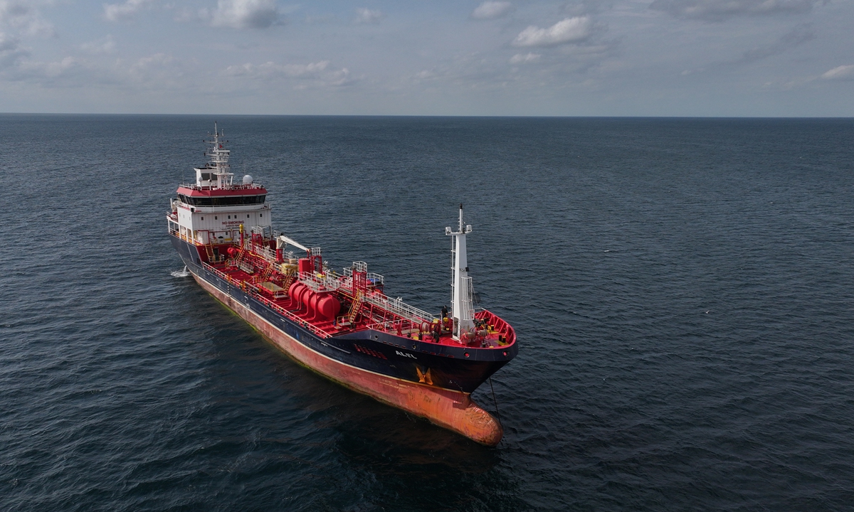 The Turkish-flagged commercial vessel ALSU remains anchored in the Sea of Marmara off the coast of Silivri, Istanbul, Turkey, on September 13, 2026. Two Turkish-flagged commercial ships collided off the coast of Istanbul's Silivri district early Wednesday, with maritime authorities saying one of the vessels is believed to have sunk after contact was lost with the ship and its 10 crew members. Photo: VCG