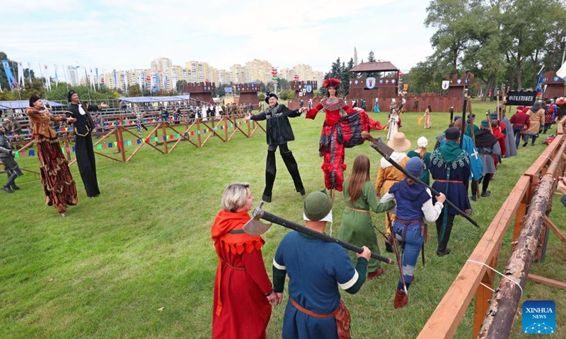 People perform in historical reenactment costumes in Minsk, Belarus, Sept. 12, 2026. A series of events were held in Minsk on Saturday to celebrate the 959th anniversary of the founding of the city. (Xinhua/Henadz Zhinkov)
