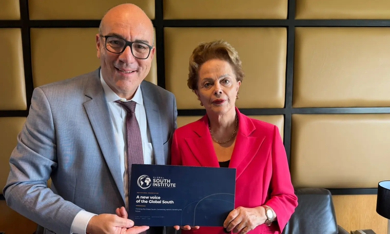 The President of the Global South Institute and founder of Brasil 247 Leonardo Attuch (left), and the President of the New Development Bank Dilma Rousseff. 