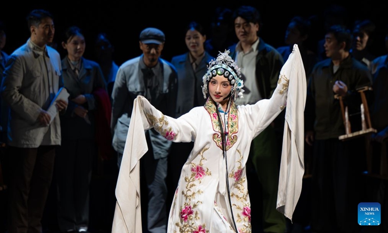 Artists perform during the 2026 Yangtze River Culture and Arts Season in Wuhan, central China's Hubei Province, Sept. 19, 2026. The 2026 Yangtze River Culture and Arts Season kicked off here on Saturday, and will run until Oct. 30. (Xinhua/Du Zixuan)