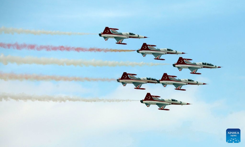 Aircraft perform during the Sivrihisar Airshow 2026 in Sivrihisar district of Eskisehir in Türkiye, Sept. 19, 2026. The annual Sivrihisar Airshow kicked off in Türkiye's Sivrihisar district of Eskisehir on Saturday. Photo: Xinhua