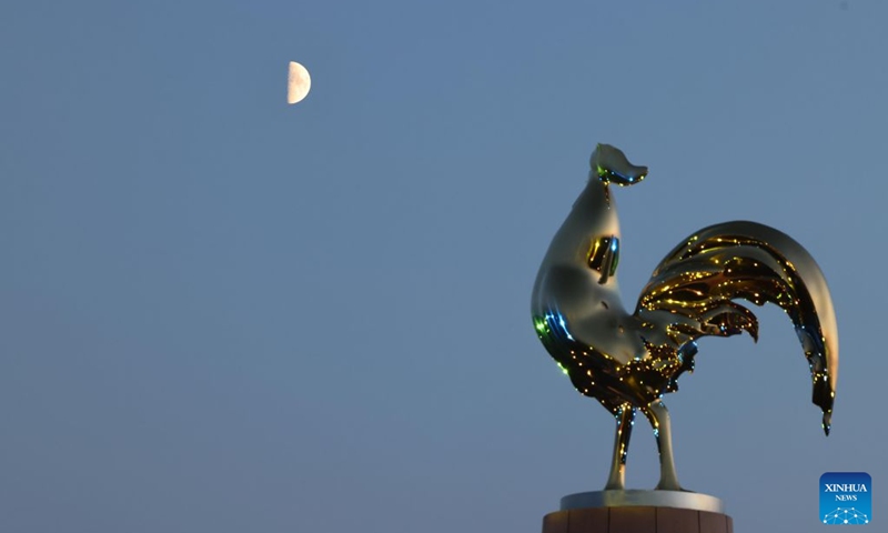 This photo taken on Sept. 19, 2026 shows the first quarter moon in the sky in Fuyuan City, northeast China's Heilongjiang Province. Photo: Xinhua
