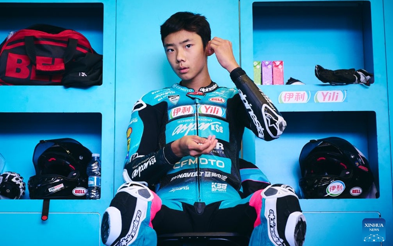 CFMOTO Aspar's rider Sun Shengbo of China prepares before the race 1 of the ESBK Talent category at the 2026 Spanish Superbike Championship Navarra in Navarra, Spain, Sept. 19, 2026. Photo: Xinhua