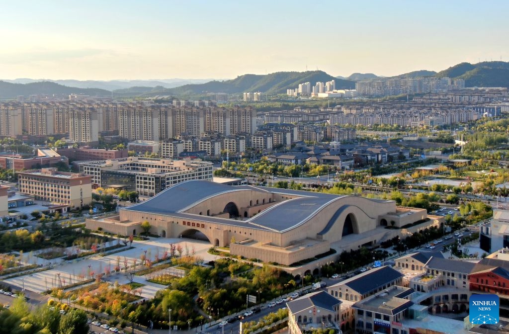 An aerial drone photo taken on Sept. 14, 2026 shows the Yan'an Museum in Yan'an City, northwest China's Shaanxi Province. At the end of 2025, the Xi'an-Yan'an high-speed railway began operation, formally integrating Yan'an into the national high-speed rail network. The railway has boosted tourism in Yan'an, which welcomed over 50 million domestic and international tourists in 2025.
Once a revolutionary base, Yan'an has evolved into a city that is increasingly attractive as a place to live, work, and visit. (Xinhua/Li Yibo)