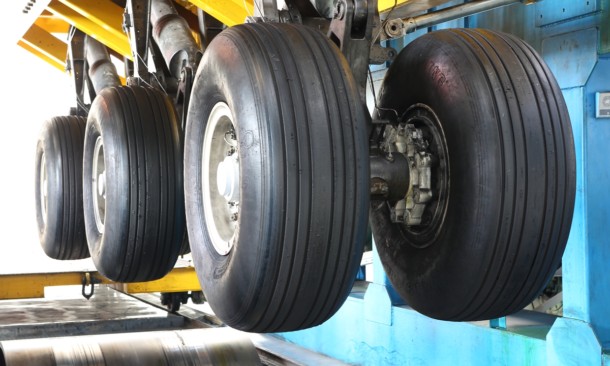 A multi-wheel braking system test Photo: Courtesy of AVIC Brake