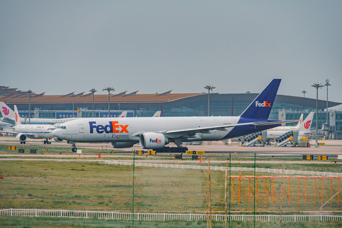 A FedEx cargo aircraft taxis on the apron in the Terminal 3 flight area of Beijing Capital International Airport on May 6, 2026. Photo: VCG