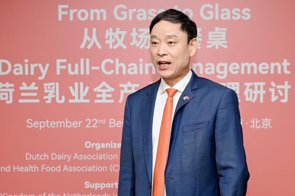 Gordon Yang, Senior Vice President of FrieslandCampina China, introduces Friso's self-control of multiple key dairy ingredients Photo:FrieslandCampina