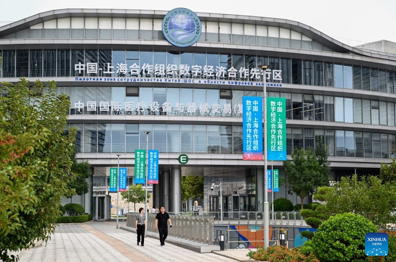 This photo taken on Sept. 8, 2026 shows an exterior view of the pilot zone for China-SCO digital economy cooperation in Tianjin, north China. Tianjin is an important land-sea hub for Belt and Road cooperation. The China-SCO Port Economy Cooperation Center was inaugurated in Tianjin recently. The center aims to promote resource sharing, complementary strengths and coordinated development among ports of Shanghai Cooperation Organization (SCO) member states, while creating new opportunities for cooperation in the digital economy, port trade and related fields under the SCO framework.
In the first seven months of 2026, Tianjin's imports and exports with SCO member states totaled 29.54 billion yuan (about 4.4 billion U.S. dollars), up 8.6 percent year-on-year. The city has been actively exploring new approaches to high-level opening-up as a major gateway in northern China. Photo: Xinhua
