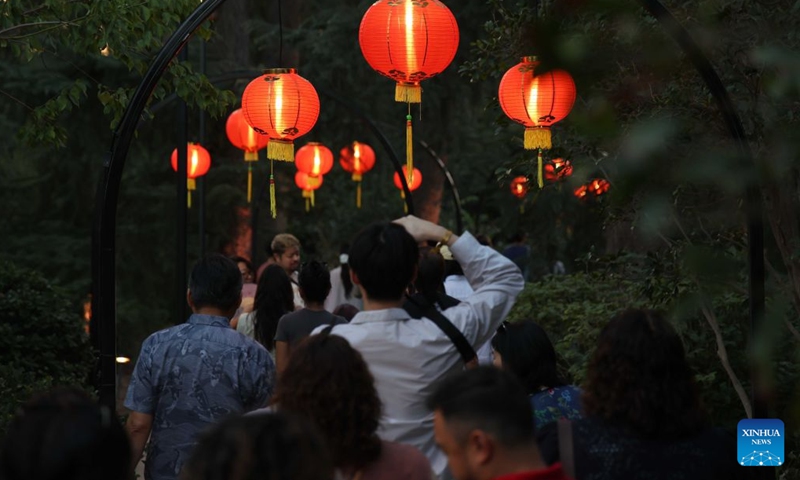 Visitors attend a Mid-Autumn Festival celebration in San Marino, Los Angeles County, Southern California, the United States, on Sept. 25, 2026.(Photo by Zeng Hui/Xinhua)