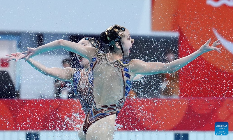 Artistic swimmers of team China compete during the mixed team acrobatic routine of Artistic Swimming at the 20th Asian Games Aichi-Nagoya 2026 in Hamamatsu of Shizuoka Prefecture, Japan, Sept. 26, 2026. (Xinhua/Zhou Mi)