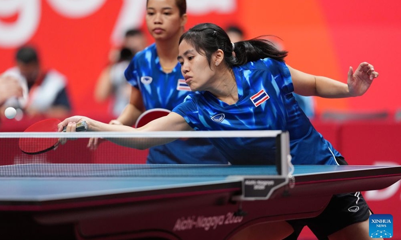 Suthasini Sawettabut (front)/Orawan Paranang of Thailand compete during the women's doubles semifinals of table tennis against Kuai Man/Wang Manyu of China at the 20th Asian Games Aichi-Nagoya 2026 in Toyota of Aichi Prefecture, Japan, Sept. 28, 2026. (Xinhua/Cheong Kam Ka)

