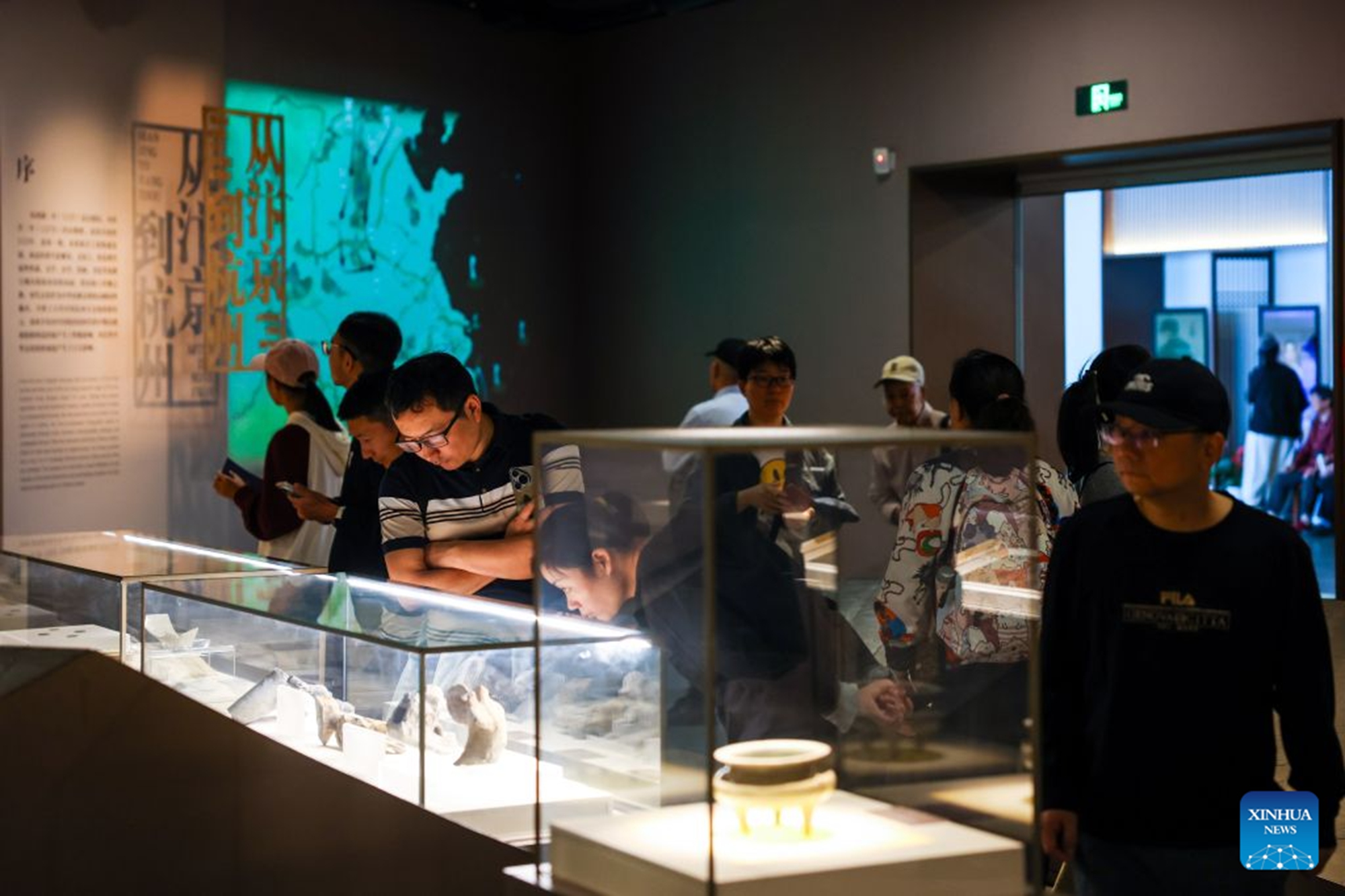 People visit the Southern Song Dynasty Deshou Palace Ruins Museum in Hangzhou, east China's Zhejiang Province, Oct. 6, 2026. During the National Day holiday, tourists across the country visited the museum to appreciate cultural attractions. (Xinhua/Jiang Han)