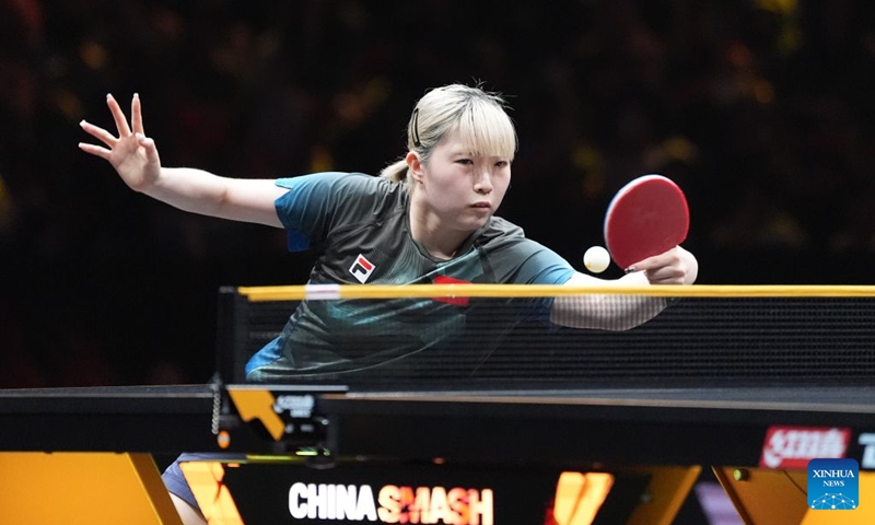 Su Tsz Tung of China's Hong Kong hits a return to Harimoto Miwa of Japan during the women's singles round of 32 match at 2025 World Table Tennis (WTT) China Smash in Beijing, China, Oct. 6, 2026. Photo: Xinhua