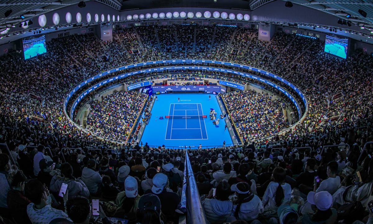 People watch the match between Noval Djokovic and Alexander Zverev at the near-capacity Diamond Court stadium in Beijing during the China Open on October 4, 2026. Photo: Courtesy of China Open  Eno Polo Photo: Courtesy of ATP Tour