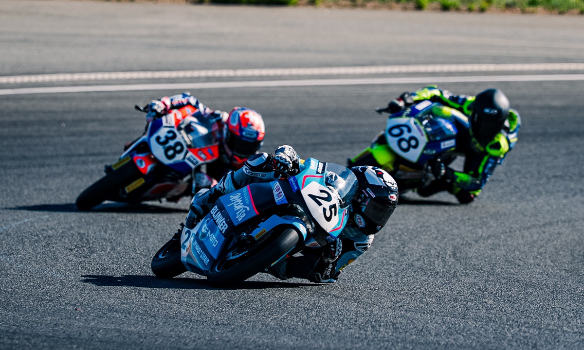 Sun Shengbo (front) of China competes during the race 2 of the ESBK Talent category at the 2026 Spanish Superbike Championship on September 20, 2026, in Navarra, Spain. Photos on this page: Courtesy of Sun Shengbo

Sun Shengbo celebrates after the race on September 20, 2026, in Navarra, Spain. 