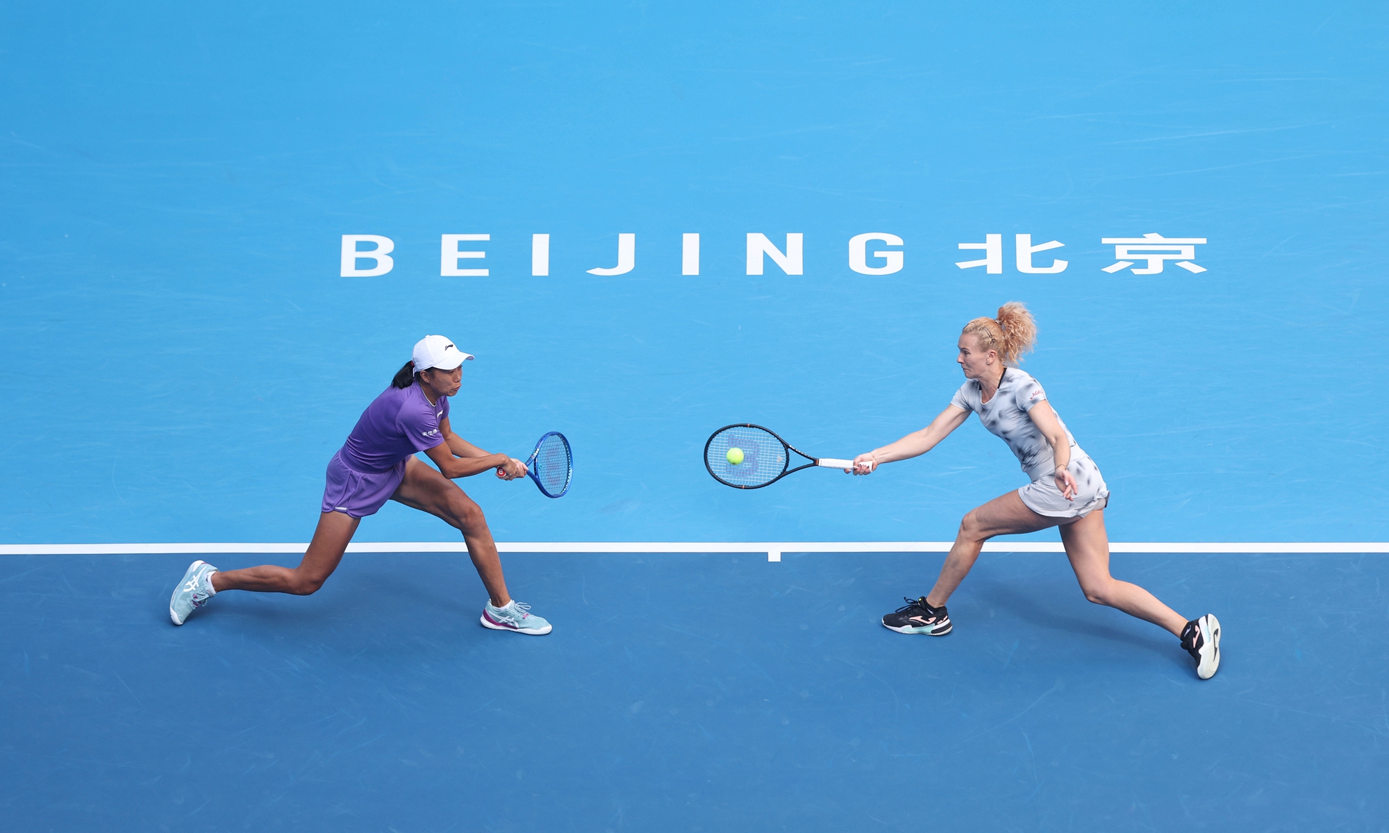 Zhang Shuai and Siniakova storm to 13th straight win, reach China Open women’s doubles final for first time Photo: Cui Meng/Global Times