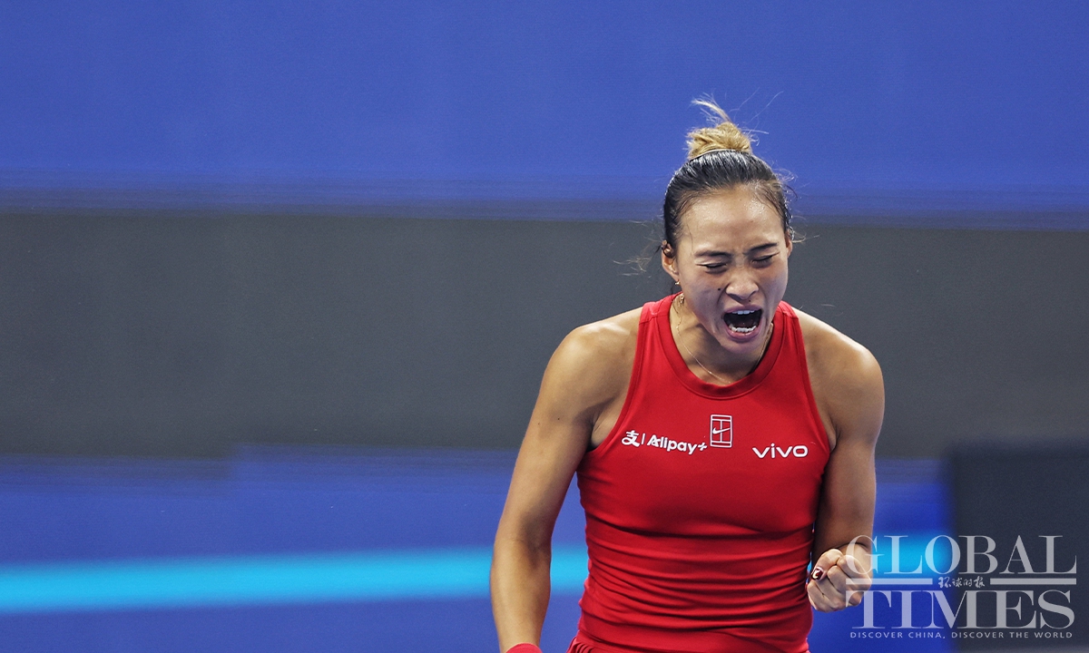 Zheng Qinwen claims maiden WTA 1000 title at China Open（Photo: Cui Meng/GT）