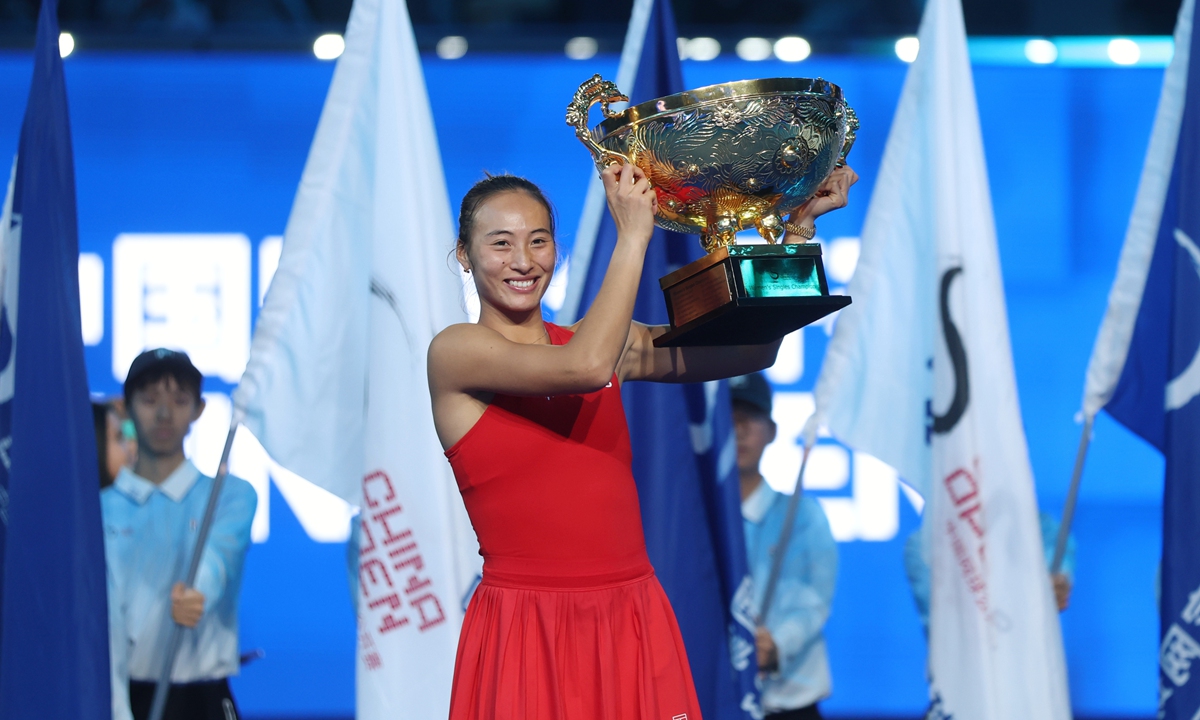 China's Zheng Qinwen claims the women's singles title at the 2026 China Open on October 11, 2026, defeating Russia's Mirra Andreeva in the final. Playing in front of her home crowd, the Paris Olympic champion delivered a resilient performance to capture her maiden WTA 1000 title. Photo: Cui Meng/Global Times