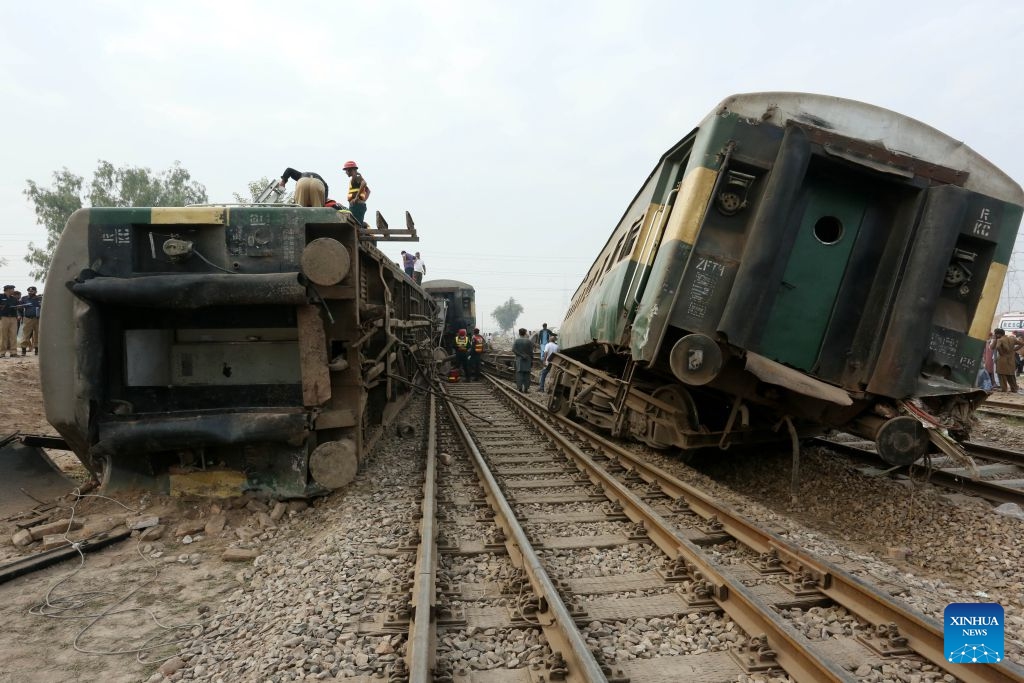 This photo taken on Oct. 13, 2026 shows the site of a train derailment accident in Multan district of Punjab province, Pakistan. At least five passengers were killed and 30 others injured after all 14 carriages of a passenger train derailed in Pakistan's eastern Punjab province early Tuesday morning, police said. (Photo: Xinhua)