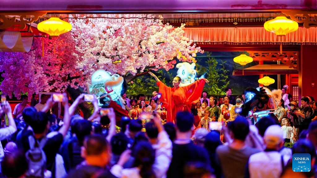 Visitors watch a performance at the Eastern Acropolis in Binhai New Area of Tianjin, north China, Oct. 11, 2026. Eastern Acropolis, a cultural and tourism complex in Beitang ancient town of Tianjin, launched its trial operation on Sunday. The complex, built upon the town's original infrastructure and themed on Tianjin's history and culture, offers immersive performances, cultural experiences, specialty stores and leisure options for visitors. (Photo: Xinhua)
