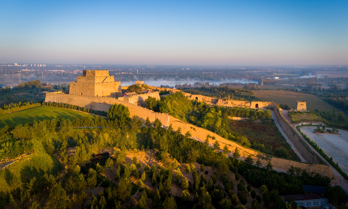 Zhenbeitai, the largest tower along the entire Great Wall, Northwest China's Shaanxi Province Photo: VCG