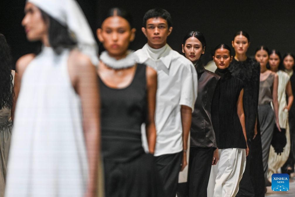 Models present creations during Jakarta Fashion Week 2027 in Jakarta, Indonesia, Oct. 26, 2026. (Photo: Xinhua)