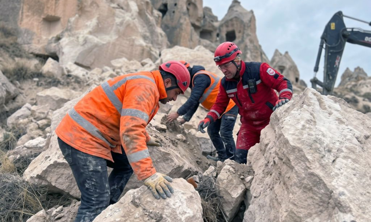 Rescuers work at the site of the collapse of a fairy chimney in central Türkiye's tourist site Cappadocia, Türkiye, Oct. 29, 2026. The death toll from the collapse of a fairy chimney on Thursday rose to three, Nevsehir Governor Huseyin Kok told public broadcaster TRT. The collapse, likely triggered by recent heavy rainfall, occurred near the entrance to the Goreme Open-Air Museum on Türkiye's Republic Day holiday, when the site was expected to attract large crowds of visitors, Kok said. (Mustafa Kaya/Handout via Xinhua)