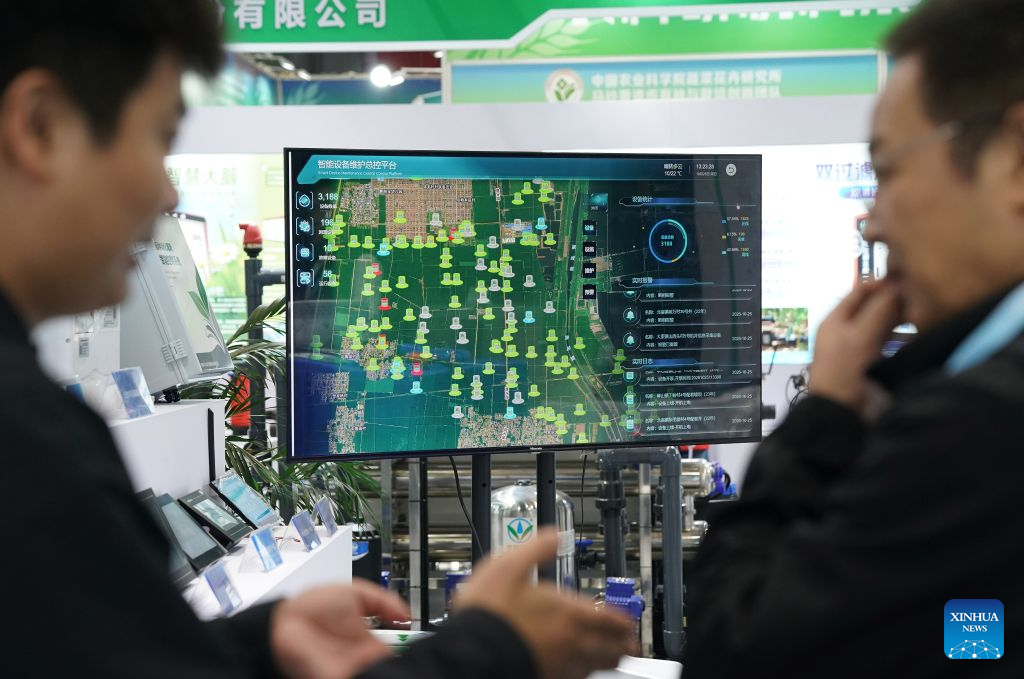 A visitor learns about a platform of the Internet of Things at the 33rd China Yangling Agricultural Hi-tech Fair in Yangling, northwest China's Shaanxi Province, Oct. 25, 2026. Under the theme of A New Future of Agriculture with New Quality Productive Forces, the 33rd China Yangling Agricultural Hi-tech Fair opened in Yangling on Sunday, alongside the 2026 Shanghai Cooperation Organization (SCO) Agricultural Expo.

Covering a total exhibition area of 140,000 square meters, this year's fair features nine exhibition zones showcasing agricultural high-tech achievements, international agricultural cooperation, Shaanxi's modern agriculture and the promotion of practical agricultural technologies, among other areas. The fair runs until Oct. 29. (Xinhua/Shao Rui)