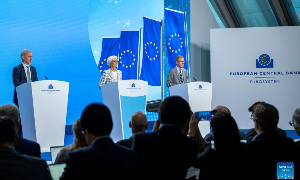 European Central Bank (ECB) President Christine Lagarde (C, back) attends a press conference at the ECB headquarters in Frankfurt, Germany, Oct. 29, 2026. The European Central Bank (ECB) announced on Thursday that it would leave its key interest rates unchanged. (ECB/Handout via Xinhua)