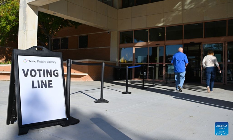 People enter a polling station after early voting for the Nov. 3 U.S. midterm elections started, in Plano, Texas, the United States, on Oct. 24, 2026. (Xinhua/Li Rui)