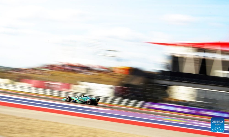 Aston Martin's driver Fernando Alonso of Spain competes during the qualifying session of the Formula One United States Grand Prix, in Austin, Texas, the United States, Oct. 24, 2026. (Xinhua/Wu Xiaoling)

