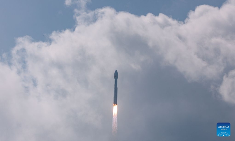 A Long March-8A carrier rocket carrying the 28th group of low-orbit internet satellites blasts off from the Hainan commercial spacecraft launch site in south China's Hainan Province, Oct. 25, 2026. The rocket lifted off at 10:03 a.m. (Beijing Time) on Sunday. The payloads entered the designated orbit. (Xinhua/Yang Guanyu)