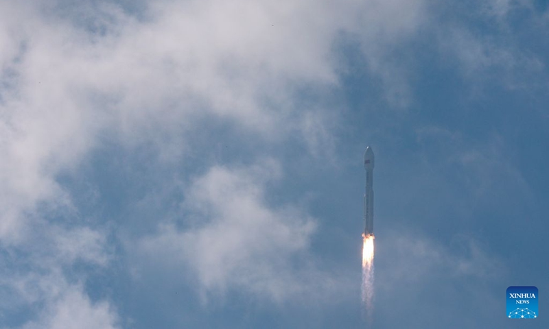 A Long March-8A carrier rocket carrying the 28th group of low-orbit internet satellites blasts off from the Hainan commercial spacecraft launch site in south China's Hainan Province, Oct. 25, 2026. The rocket lifted off at 10:03 a.m. (Beijing Time) on Sunday. The payloads entered the designated orbit. (Xinhua/Yang Guanyu)