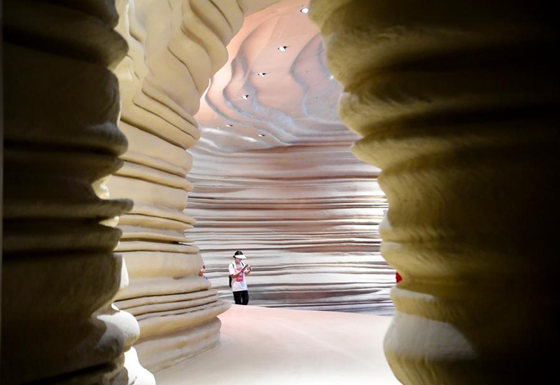 People visit the Dahecun site museum in Zhengzhou, central China's Henan Province, June 14, 2025.
(Xinhua/Hao Yuan)