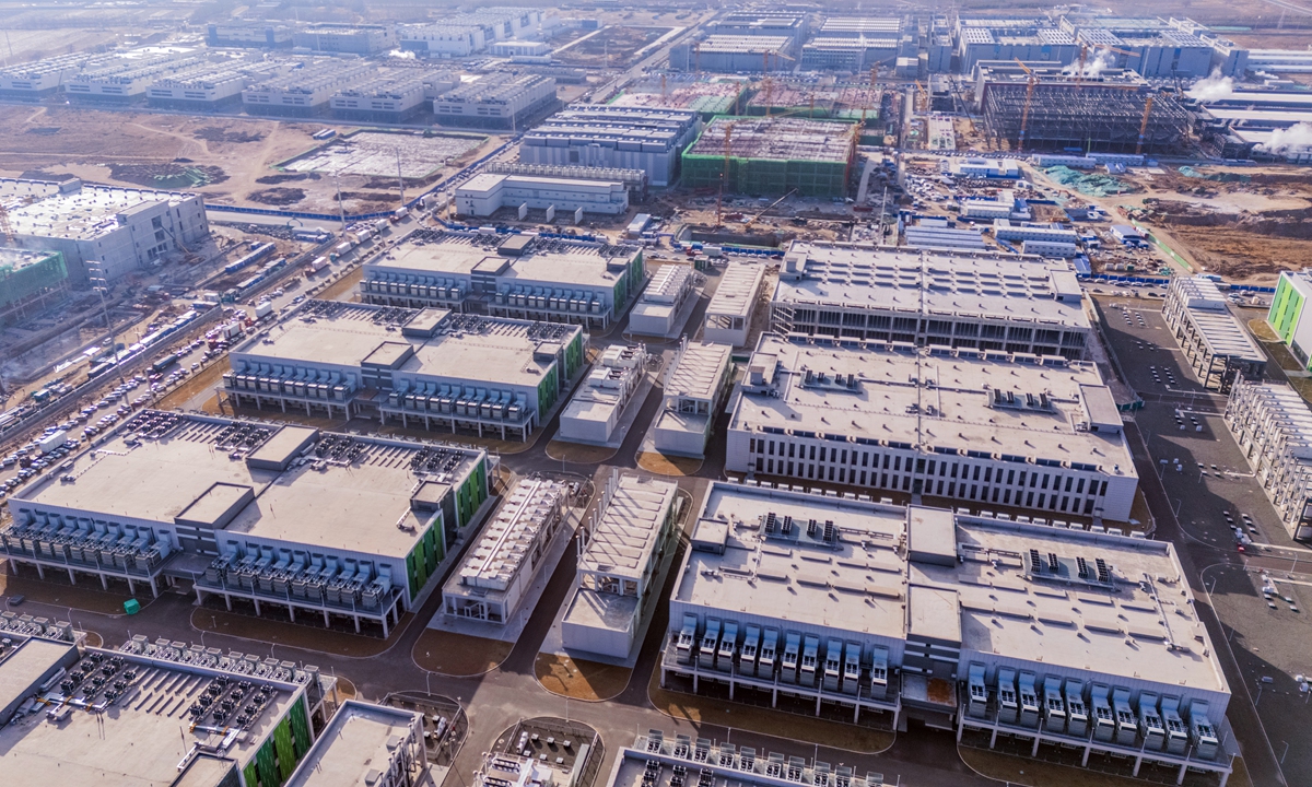 Aerial photo shows the developing Cloud valley data and intelligent computing center cluster in Ulanqab. Photo: VCG